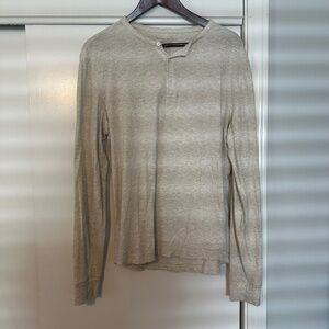 Banana Republic Organic Slub Cotton Henley Heather Oatmeal Size M